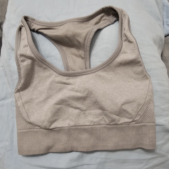 Set of 3 PINK Sports Bras - Picture 11 of 13